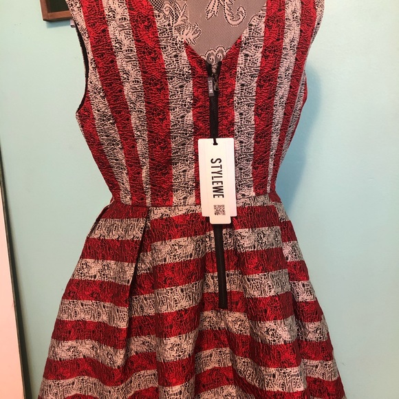 Party dress - Picture 8 of 10